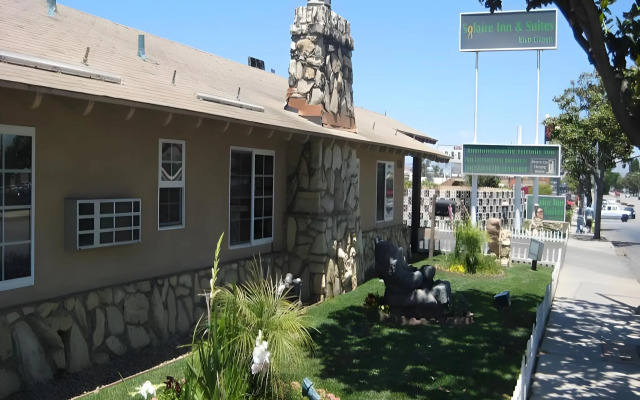 Solaire Inn & Suites