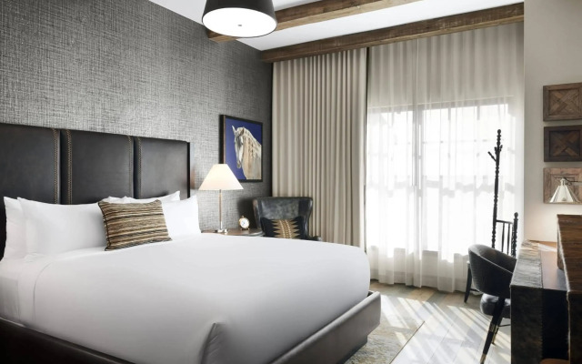 Hotel Drover, Autograph Collection