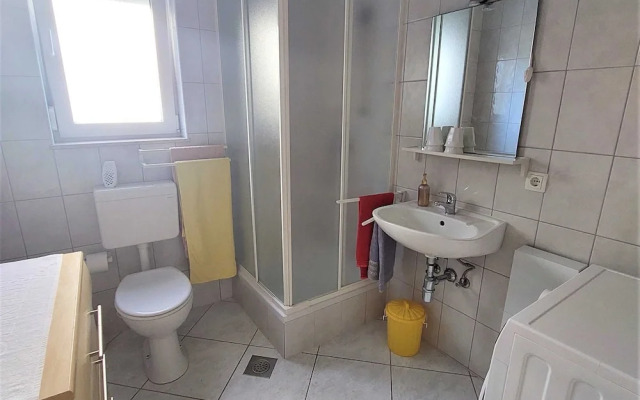 Elegant Apartments With Sea View and Balcony