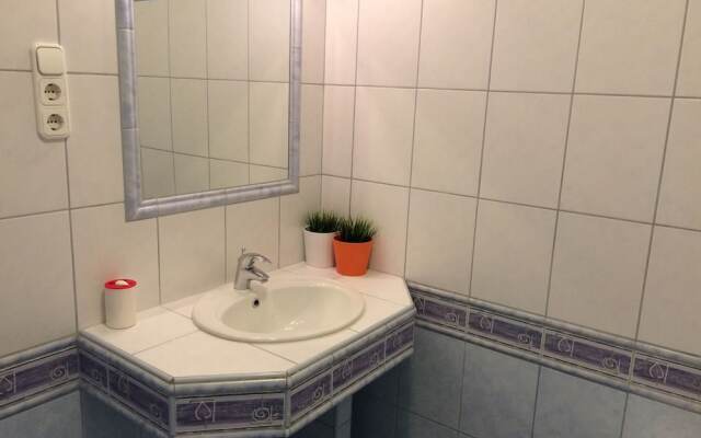 Hi5 Apartments - Ruin Bar District