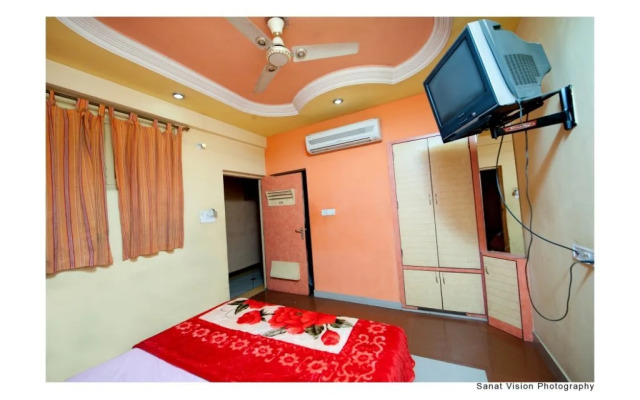 Hotel Dhoom
