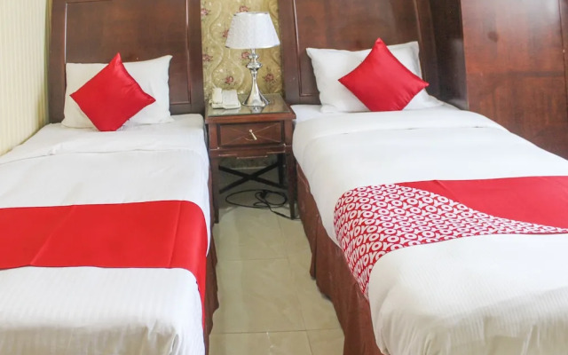 Clifton International Hotel