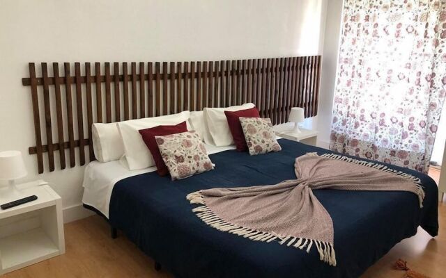 Avis Guest House