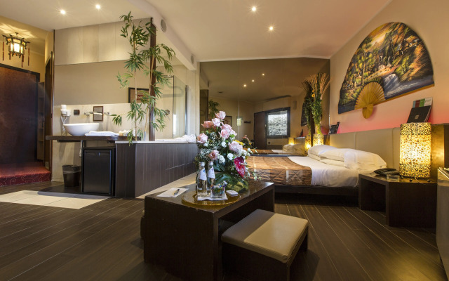 Motel K Suite A Tema & Wellness