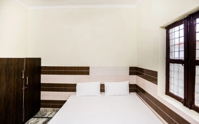 SPOT ON 29521 Arora Guest House