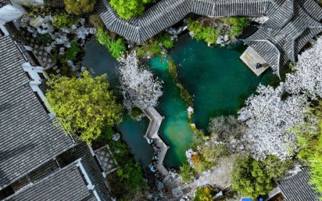 Scholars Boutique Hotel(Wuxi Xuntang Old Town)