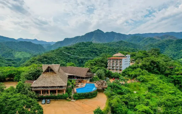 River Park Hotel