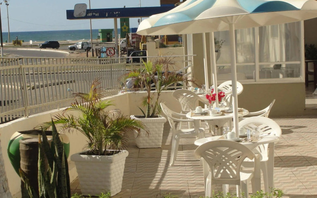 Patamares Praia Hotel