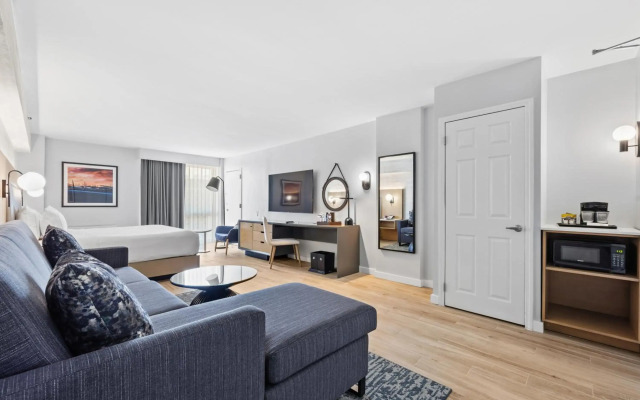 Doubletree By Hilton New York Jfk Airport Hotel