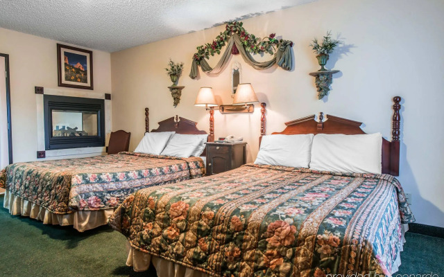 Quality Inn & Suites Manitou Springs at Pikes Peak