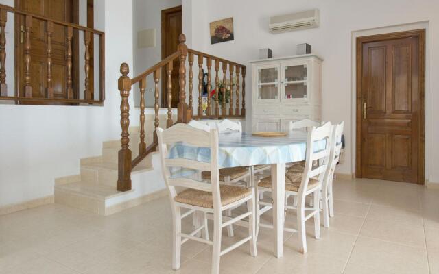 Beautiful Holiday Villa With Private Swimming Pool in Quiet Benitachell