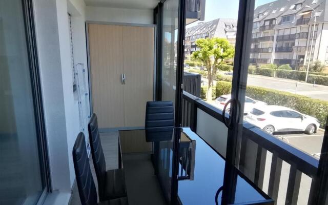 Bel Appartement face au paleospace