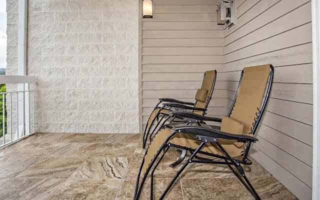 Whispering Pines 212
