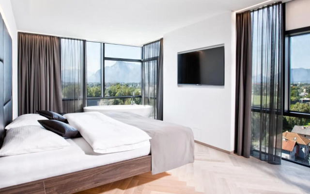 Cool Mama Hotel Salzburg Sky Restaurant