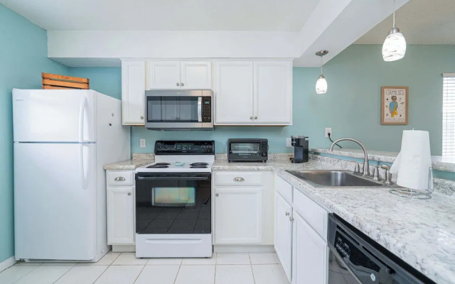 Rum Runner's Retreat - Miramar Beach