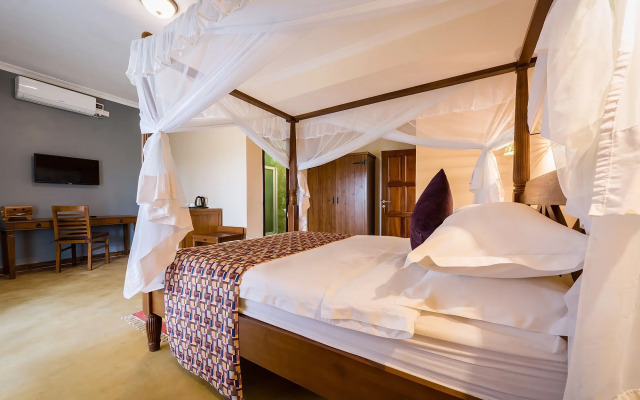 Emburara Farm Lodge