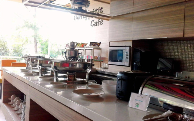 Royal City Hotel