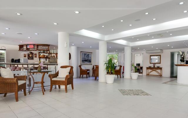 Hotel Romimar