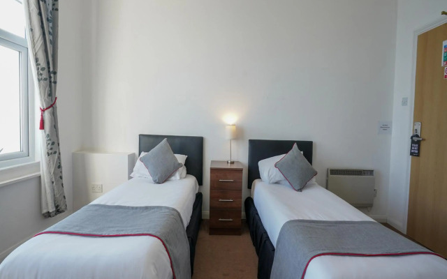 OYO Shanklin Beach Hotel