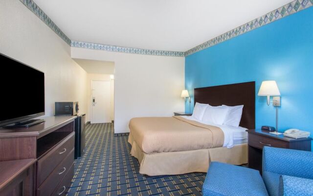 Days Inn Roanoke Near I-81