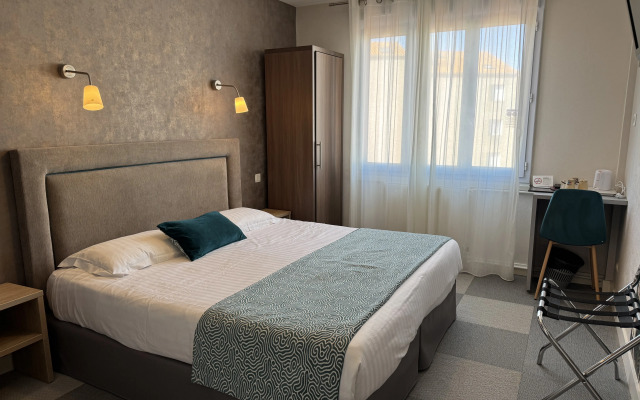 Calme des Pins Hôtel Piscine & Spa