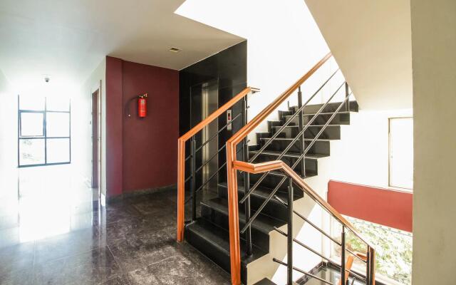 Hotel White Parrot