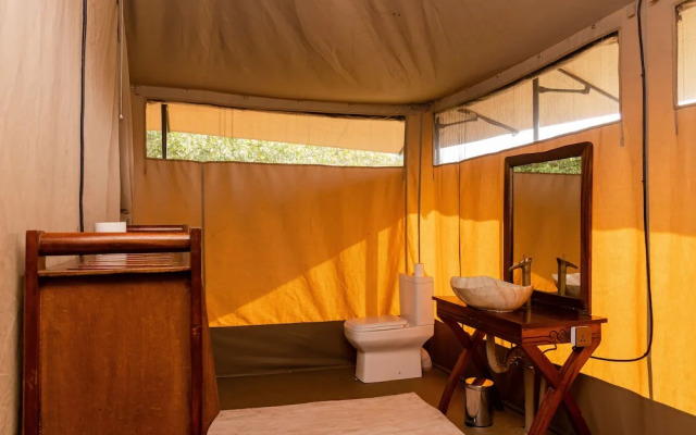 Mtito Safari Camp