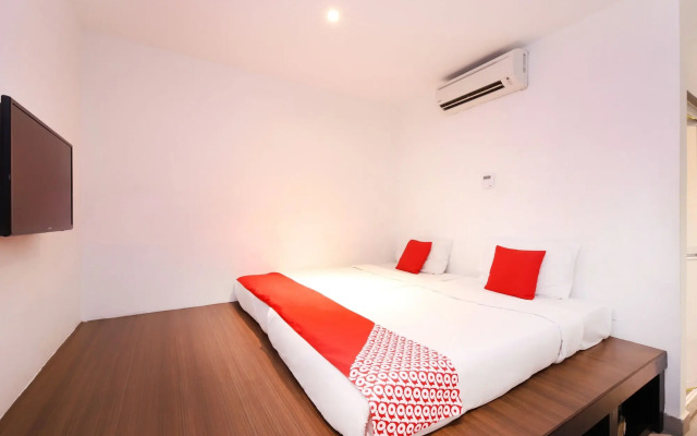 OYO 246 Link Inn (Sanitized Stay)