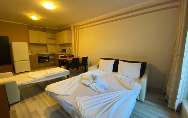 Private Cozy Apartment Admiral Plaza A1