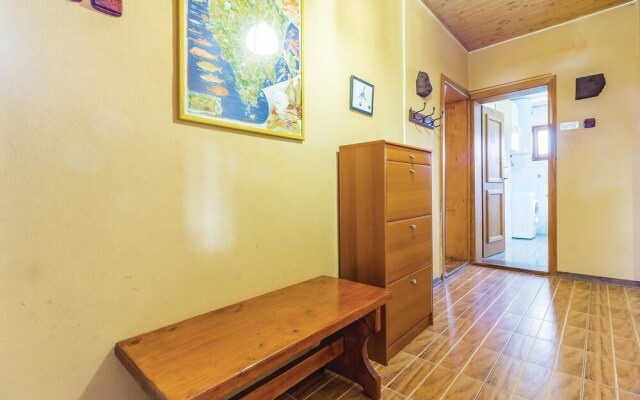 Stunning Home in Premantura With Wifi and 2 Bedrooms