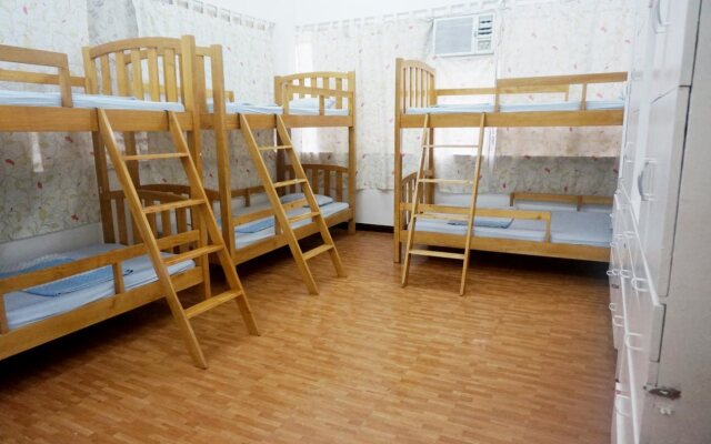 E-mo Dormitory - Hostel