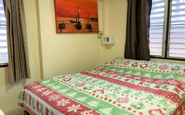 Taphouse Guest House