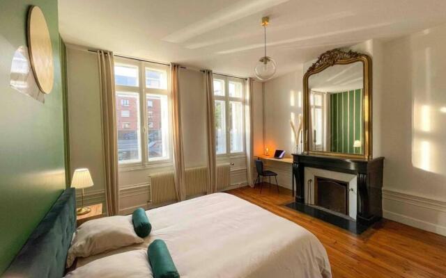 Unique - SPA - 4 Pers - NETFLIX - Gare