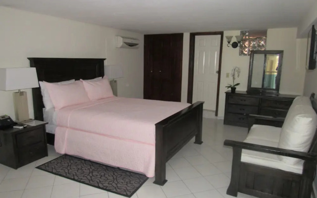 Constellation Hotel