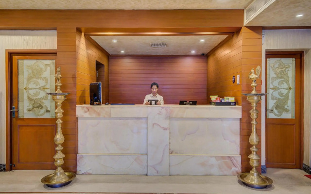 Metro Grand Hotel
