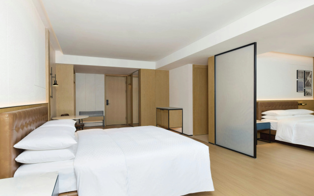 Four Points by Sheraton Chongqing – Guest Rooms – Chongqing