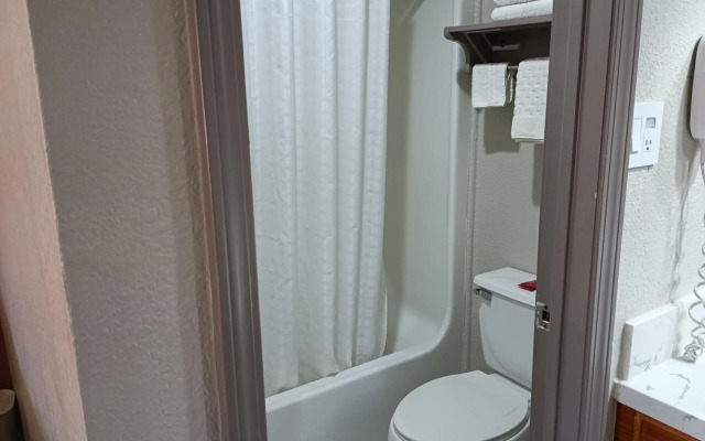 Americas Best Value Inn & Suites Alvin Houston