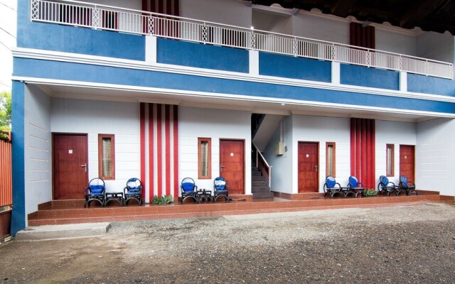 Joglo Guest House Syariah by OYO Rooms