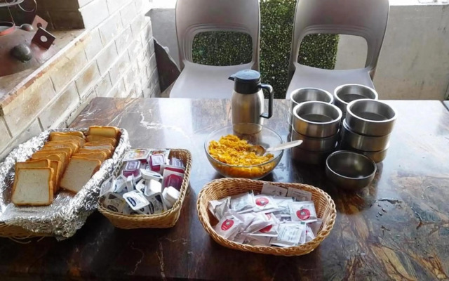 Hotel Roopa
