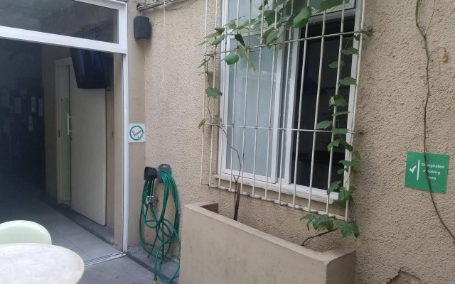 Samba Palace Hostel