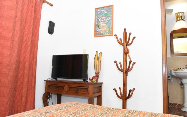 Room in B&B - Cancun Guest House 2