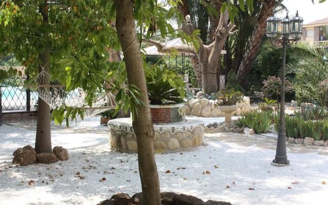 Hotel Casa Ceremines