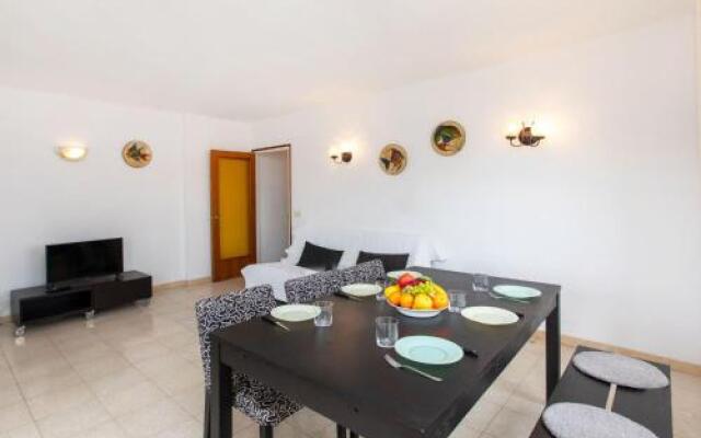 Apartment Policar