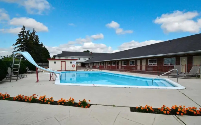 Motel 6 Moncton, NB