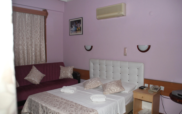 Hotel Karyatit Kaleiçi