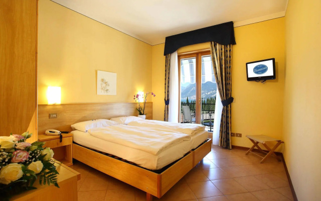 Eco Hotel Benacus