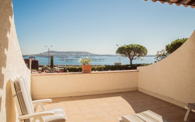 Hôtel La Côte Bleue