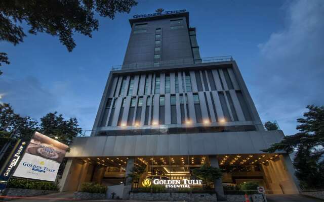 Golden Tulip Essential Makassar