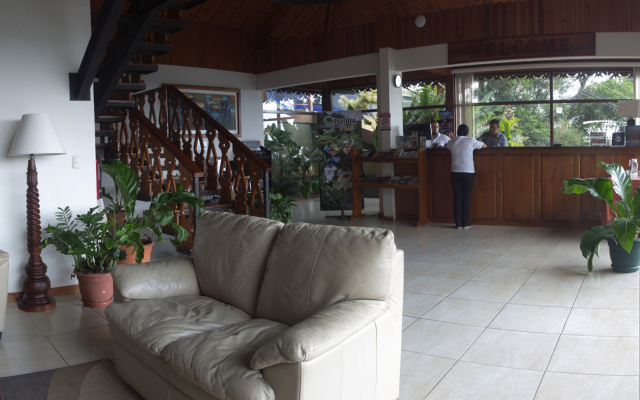 Ficus Sunset Suites