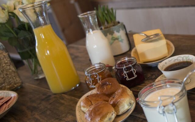 B&B Logeren bij van Heeren